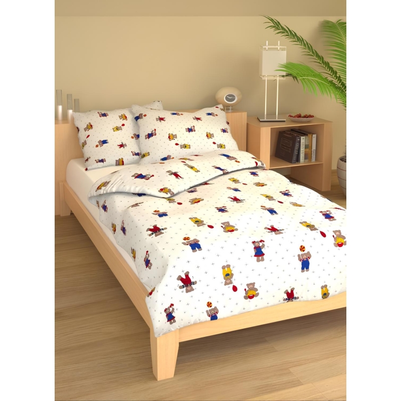 Medvedíky bavlnená súprava obliečok M200 1+1 je vyrobená zo 100% bavlny s príjemnou hrejivou výplňou a dostupná vo veľkostiach 90 × 140 cm a 45 × 65 cm. Vďaka výbornej priepustnosti vzduchu je vhodná na celoročné používanie a šetrná k citlivej pokožke bábätka.