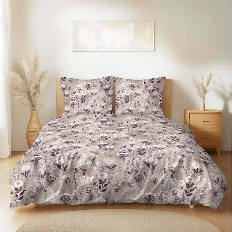 Lea bežová bavlnená súprava obliečok M145 1+1 je vyrobená zo 100 % bavlny s plošnou hmotnosťou 130 g/m². Dostupná vo veľkostiach 140x200 cm, 160x200 cm, 140x220 cm, ponúka priedušnosť a pohodlie – ideálna na letné mesiace aj jesenné prekrytie. Súprava 1+1 obsahuje jednu obliečku na paplón a jednu obliečku na vankúš.